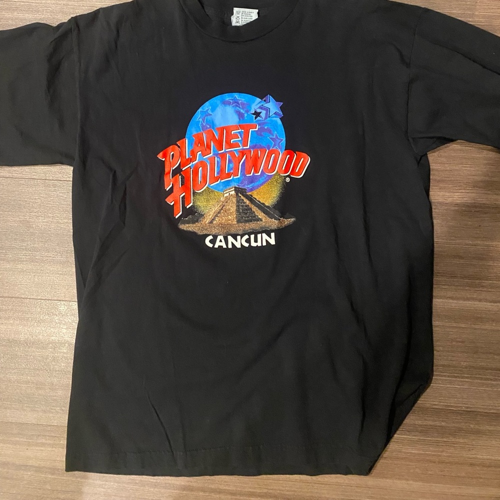 Vintage 90s Planet Hollywood Cancun T-Shirt